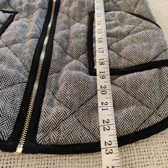 41 Hawthorn Vest - Picture 8 of 9